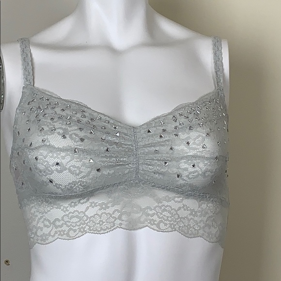 Victoria’s Secret pink lace bralette size s